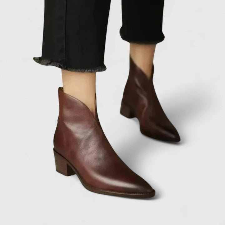 Alma | Botines Vaqueros de Cuero Planos Mujer Punta Fina