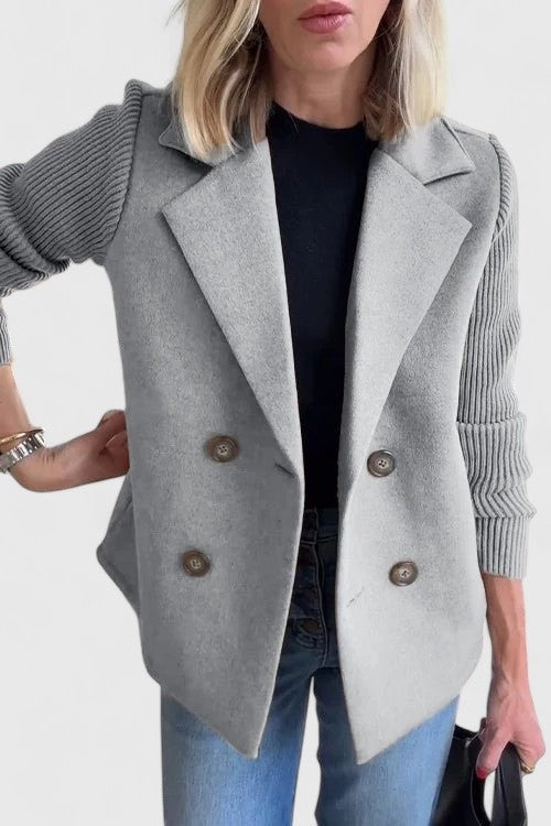 Diana | Blazer de Paño Mujer Doble Botonadura Mangas Tejidas