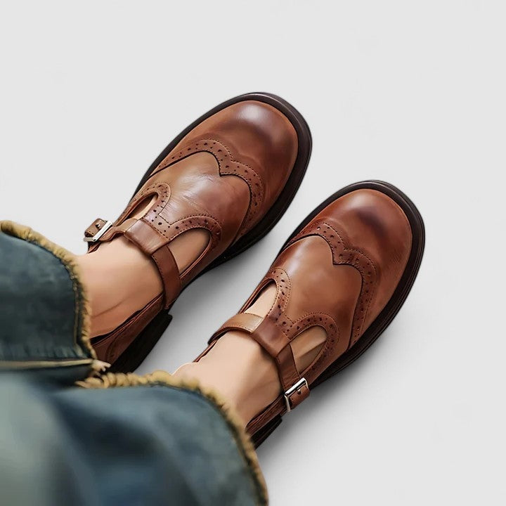 Carla | Zapatos Mary Jane de Cuero Mujer Estilo Brogue Hebilla