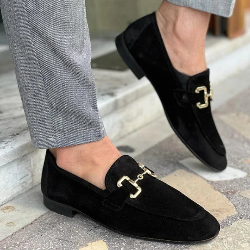 Lucas | Mocasines de Gamuza con Hebilla Dorada Hombre Casual