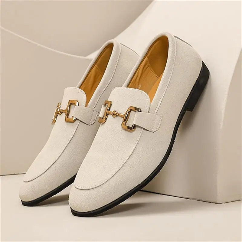 Lucas | Mocasines de Gamuza con Hebilla Dorada Hombre Casual